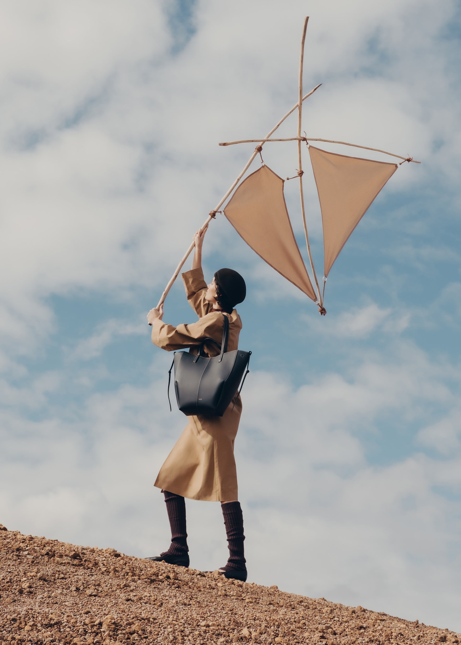 Cyme Tote - Textured Black with Ecru Stitching