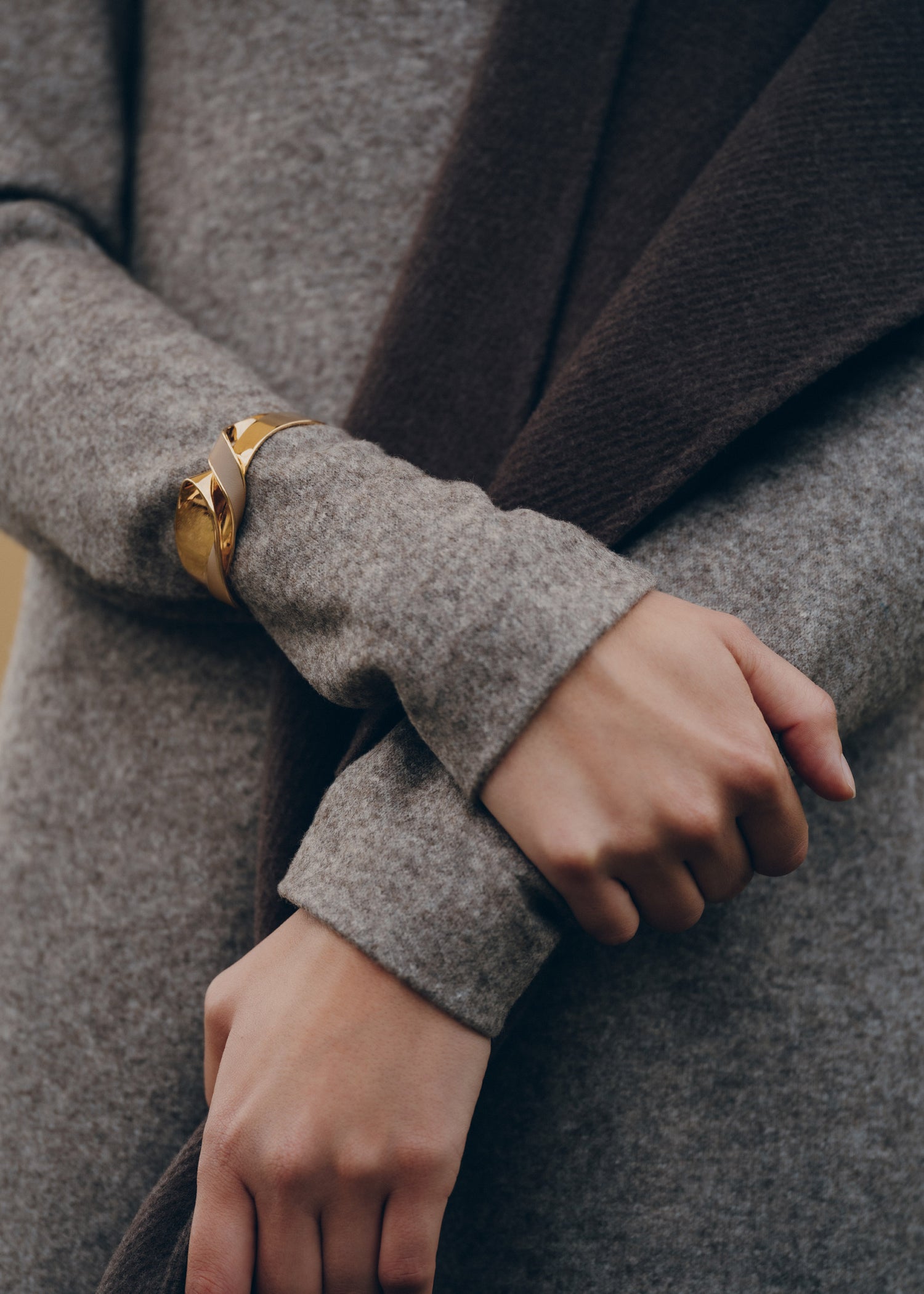 Éole Cuff - Taupe Leather