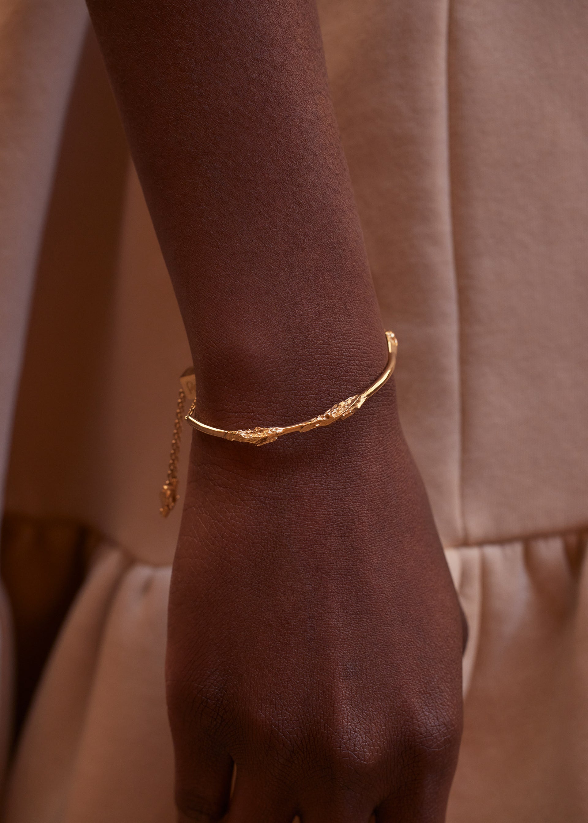 Eroz Bangle - 24 carat gold gilded